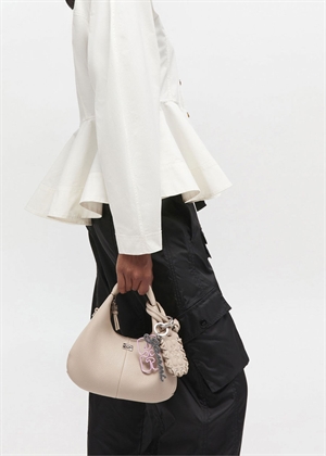 Hobo Mini Grained bag White Pepper A6978 Ganni 